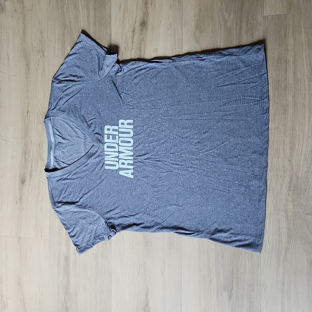 Under Armour T shirt size large
